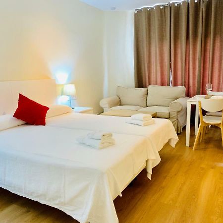 Triana Luxury Apartament Lägenhet Sevilla Exteriör bild