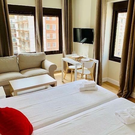 Triana Luxury Apartament Lägenhet Sevilla Exteriör bild