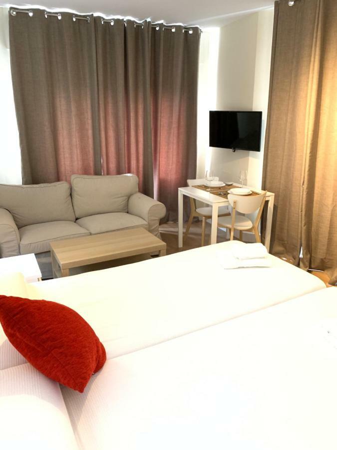 Triana Luxury Apartament Lägenhet Sevilla Exteriör bild